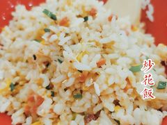 -江城燕子大排档(江汉路步行街店)