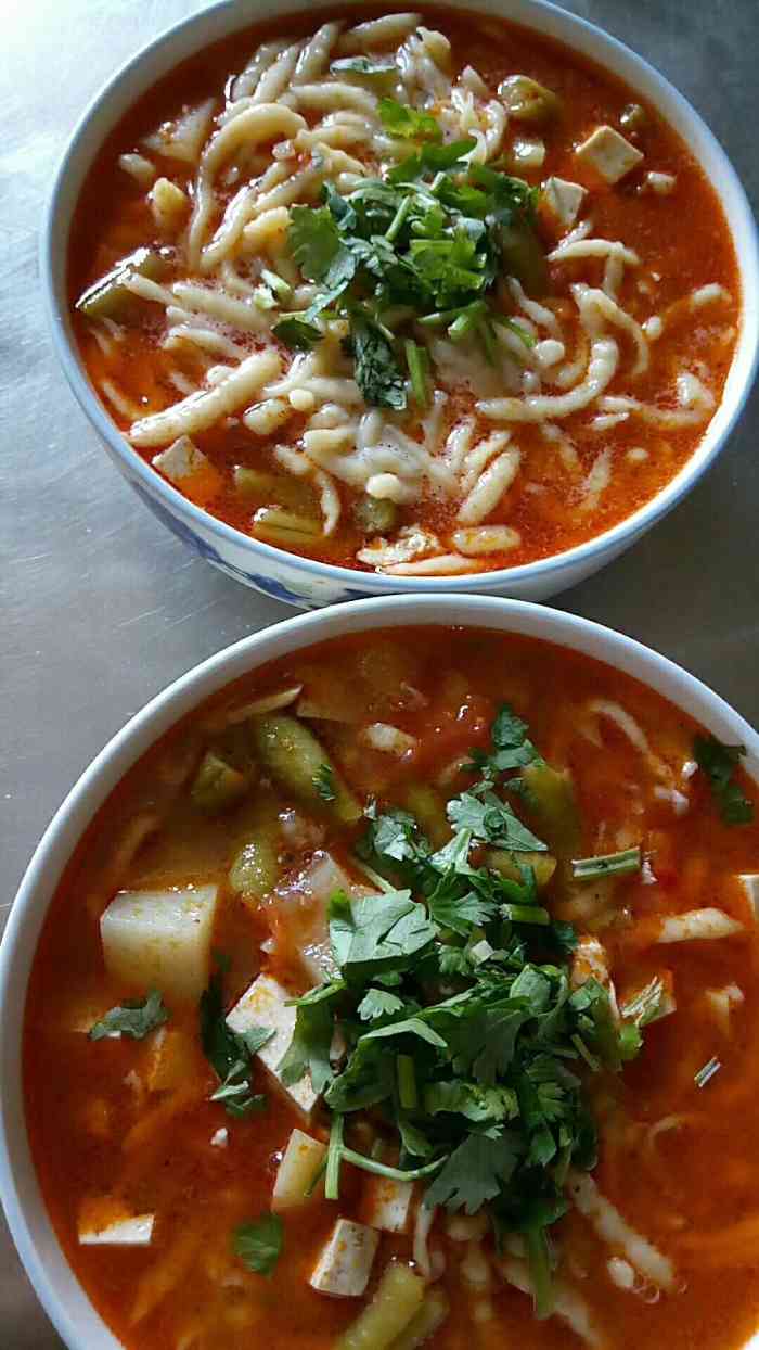 餐馆收拾的真干净,抿节好吃实惠,超赞