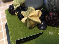 -小苍兰风铃草·礼物蛋糕(沈阳店)