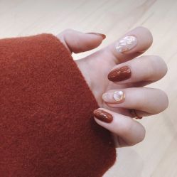 -Pink You美甲美睫纹绣定制中心