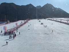 -荣盛康旅野三坡滑雪场