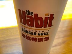 -The Habit Burger Grill 哈比特汉堡(复兴soho店)