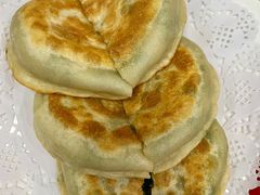 韭菜盒子-万柳阁小馆·花园餐厅(龙潭湖店)