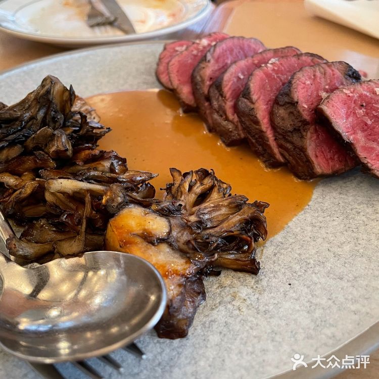 喜提一家高颜值高品质餐厅