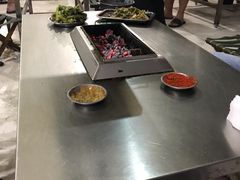 -老广烧烤(骆驼山康馨园店)