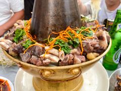 羌族土火锅-小辣椒·川菜馆·羌家铜锅土火锅(茂县店)