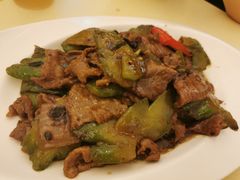 凉瓜炒牛肉-永盈茶餐厅(江南大道中店)