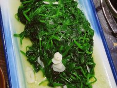 清炒豌豆尖-韩妹鱼庄·泸定老字号(泸定店)