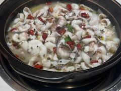 微辣的酸菜鱼片-周渝食惦酸菜鱼(青浦店)