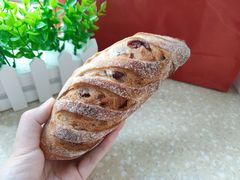 蔓越莓芝士短法-富贵面包公司(运河店)