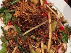 凉拌野生拌树花-老滇山寨•云南特色菜•地方菜•民族风情歌舞表演(金碧店)