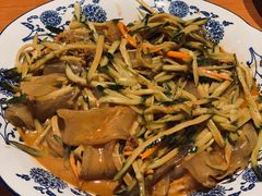 -同合居·非遗东北菜(新阳路店)