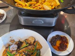 -富正毅三下锅·湘西韵味(天门山索道店)