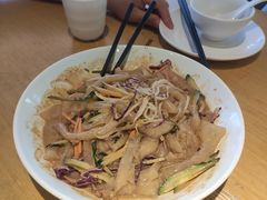 -关东小磨东北菜(上海长风大悦城店)