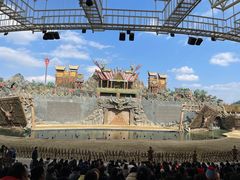 -七彩云南欢乐世界