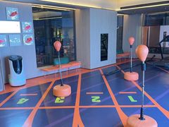 -桔子酒店(上海西藏北路地铁站店)