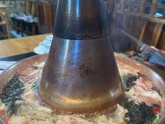 -果松木炭酸菜铜火锅·外婆参鸡汤