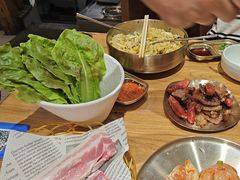 -青瓦餐厅·生鱼片·韩园烤肉(西塔店)