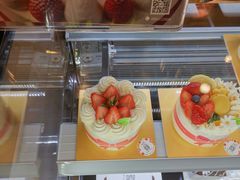 -花花卷卷·鲜食蛋糕(静安久光百货店)