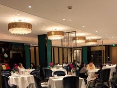 大堂-Yan Ting 宴庭中餐厅(上海静安瑞吉酒店)
