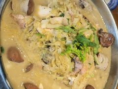 杀猪菜-95号酱骨·一块豆腐(展春园西路店)