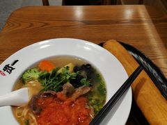 -贯一台湾牛肉面(八一七中路店)