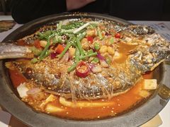 -鸣记脆皮烤鱼·海鲜烤鱼(三八广场店)