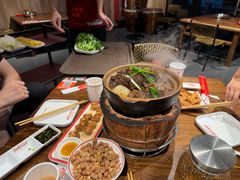 -阿润打边炉·鲜切鸡煲(华漕店)