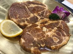 -臻牛烤肉