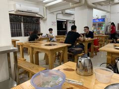 大堂-威邵鸡煲(西华路总店)