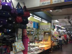 -瓦洛洛传统市场