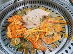 -马路牙子烧烤音乐酒馆(望京店)