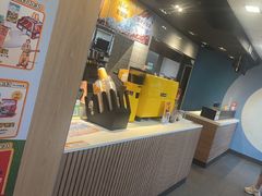 -麦当劳(乳山路店)