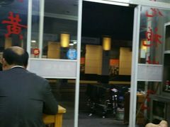 门面-佬钱湾仔(衣裳街店)