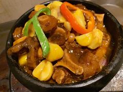 石锅板栗焗牛尾-一品淮扬 · 淮扬菜·北京万达文华酒店