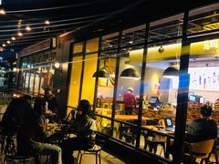 门面-UMAMI乌玛米披萨·汉堡·清真Halal(红岭北店)
