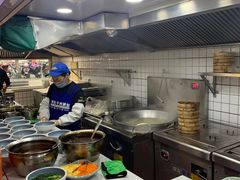 -老新隆牛肉锅贴(新街口店)