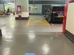 -嘉里建设广场-地下停车场