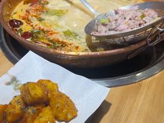 -洱火云南酸菜牛肉火锅(石景山当代商城店)