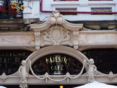 -Majestic Café