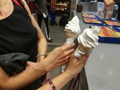 火炬冰淇淋-汉堡王(金鹰天地广场店)