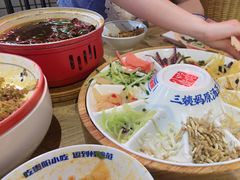 -怪噜范·老贵阳街头名小吃(鸿通城店)