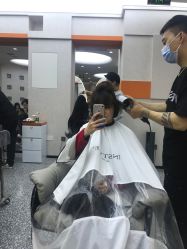 -东秀护肤造型