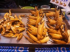 -六合夜市