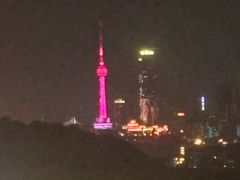 -武汉五月花大酒店(武昌火车站中南路地铁站店)