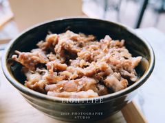烤牛肉盖饭-自由之丘