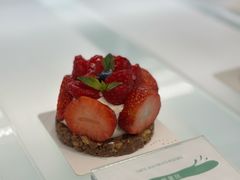 -潮一不贰·法式甜品·生日蛋糕·西式简餐(外滩店)