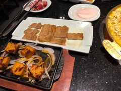 黑猪五花肉-猪啊牛呀羊啊铜盘烤肉(正大广场店)