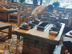 大堂-破瓦寒窑烤羊排·鲜牛肉烧烤