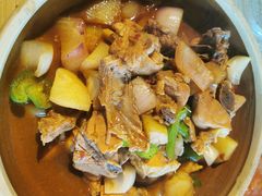 红烧土豆鸡块-溪林小馆(浦江城市生活广场店)
